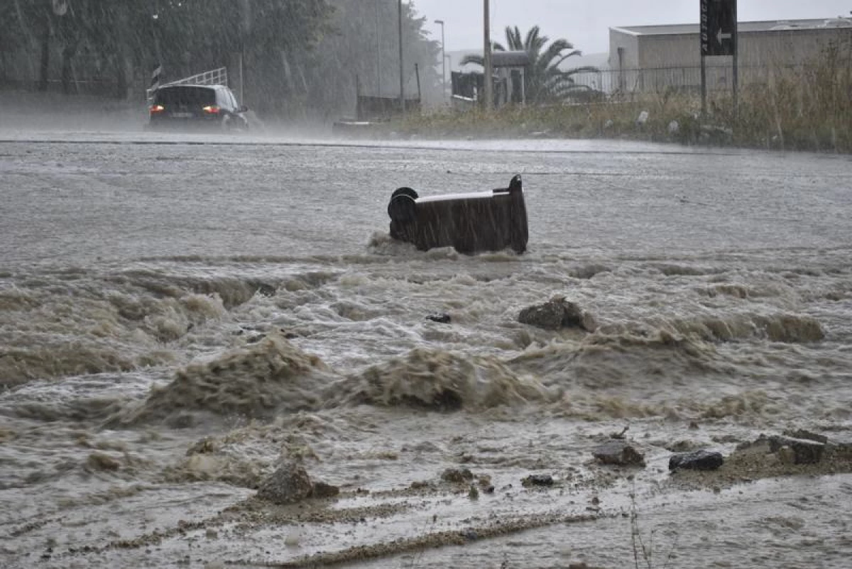 via_la_martella_sotto_l_acquaz